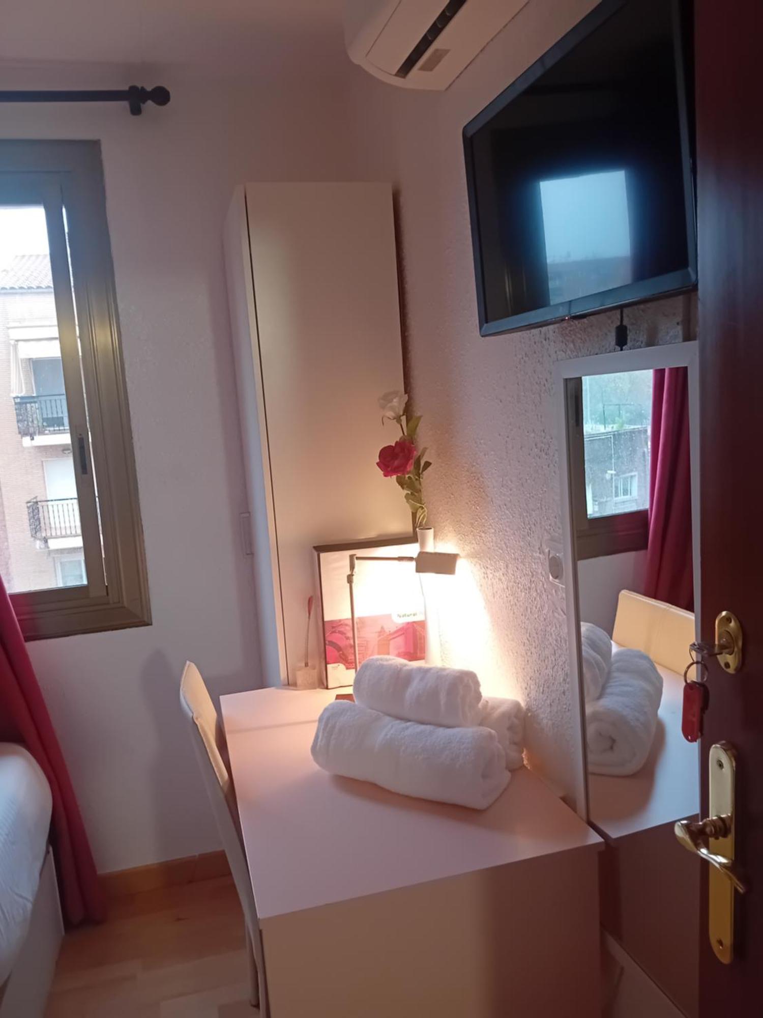 Apartamento Compartido Excelente Ubicacion เอลปรัตเดยูเบรกัต ภายนอก รูปภาพ